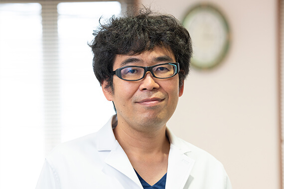 形成外科専門医のつかもと院長の写真