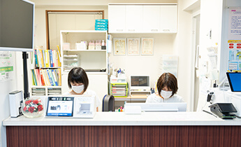 神戸市垂水区のつかもと形成外科・創傷クリニックの受付の画像