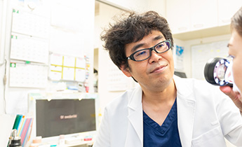 神戸市垂水区のつかもと形成外科・創傷クリニックの診察の画像