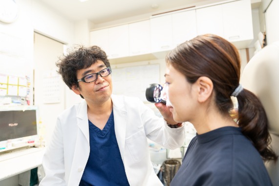 診察の様子の写真